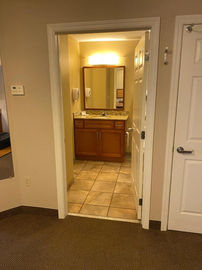 Candlewood Williamsport By Ihg Bagian luar foto
