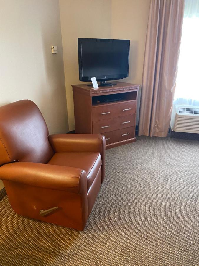 Candlewood Williamsport By Ihg Bagian luar foto