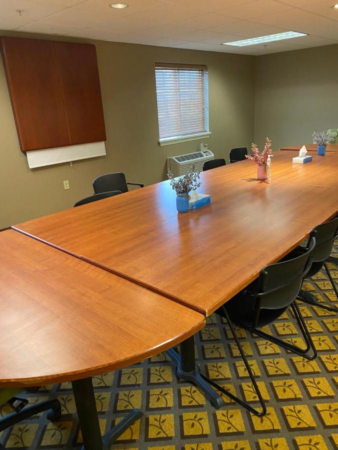 Candlewood Williamsport By Ihg Bagian luar foto